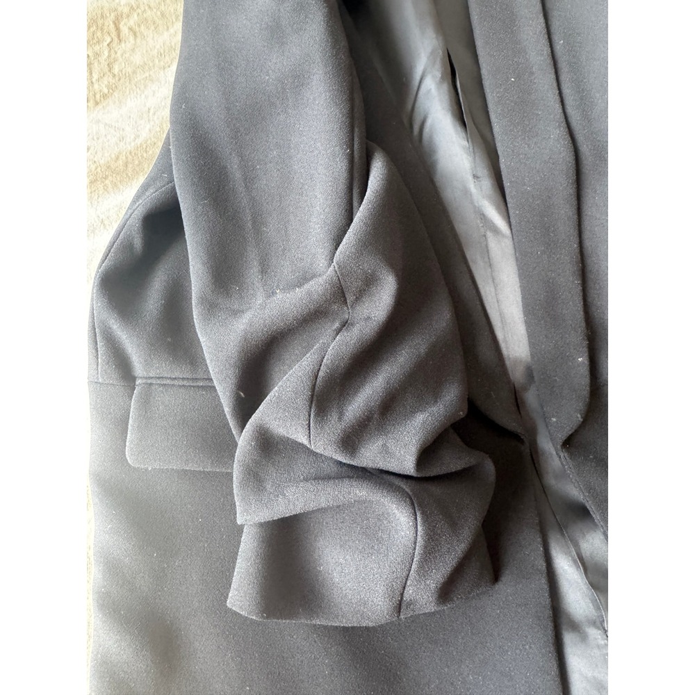 Zara Black Ruched Sleeve Open Front Blazer - Picture 2 of 3